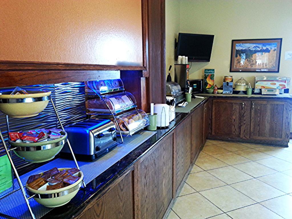 Quality Inn & Suites Garden Of The Gods Colorado Springs Luaran gambar